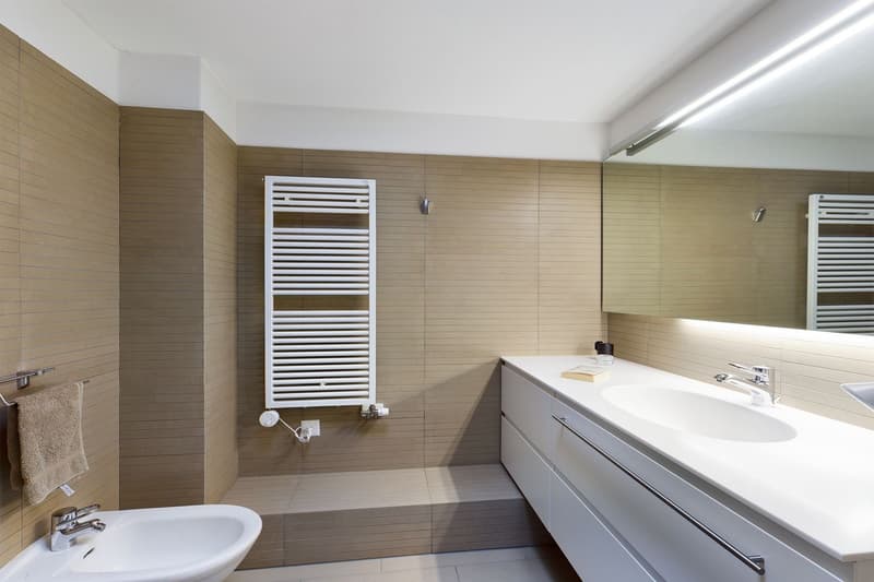Design Villa in the Green of Arogno - Dreamlike Panoramic View! (17)