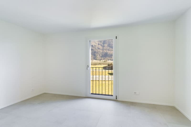 Moderno appartamento immerso nella natura con splendido terrazzo - Nuova costruzione a Iragna! (9)