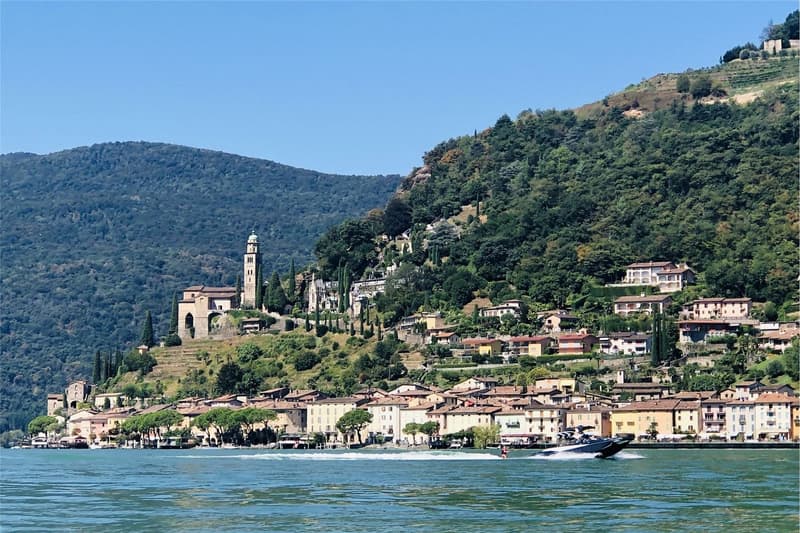 Brusino Arsizio - Interesting building land with lake access (12)