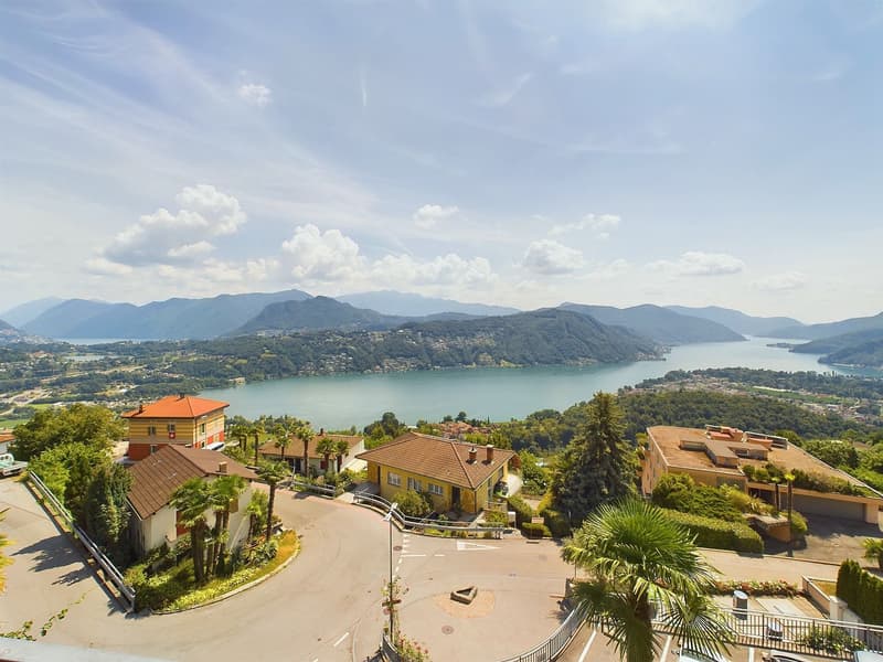 Vue panoramique sur le lac et les montagnes – au cœur du centre historique (7)