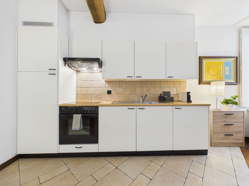 Elegant 1.5-room apartment with lake view in Morcote. (7)