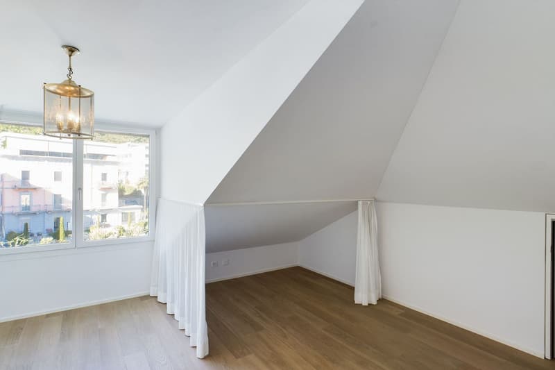 Muralto - Attico di lusso nella nobile Villa Balli (20)
