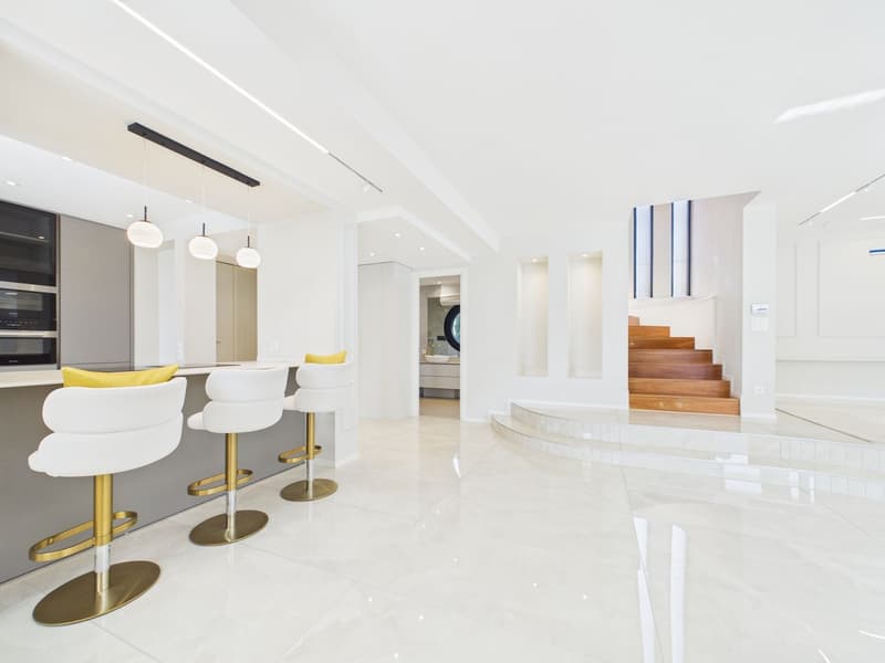 Villa de design exclusive avec piscine et jardin privé (6)