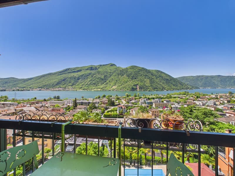 Un vero bijou con vista lago (5)