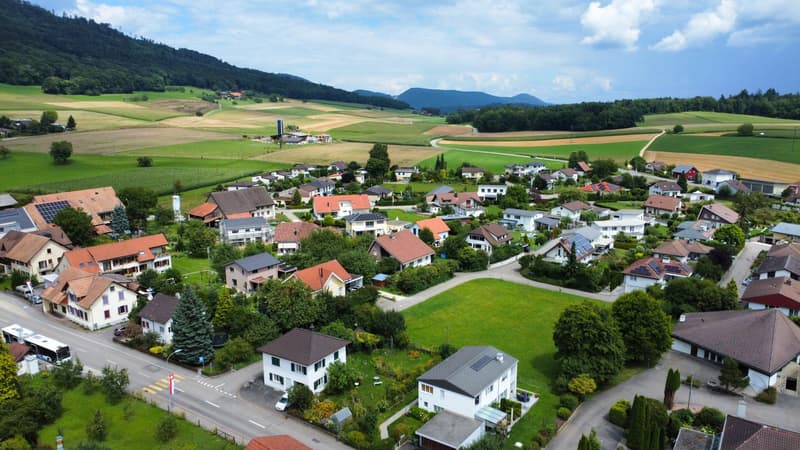 4.5-Zimmer-Maisonette in Stüsslingen stilvoll, hell und durchdacht (7)