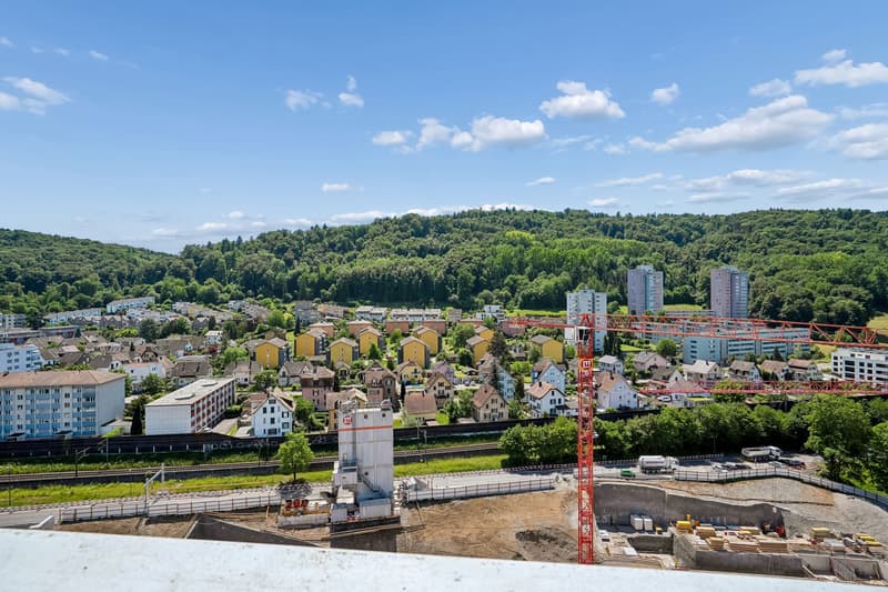 Exklusive 2.5-Zimmer-Wohnung im Obergeschoss mit Panorama-Weitsicht in Baden (6)