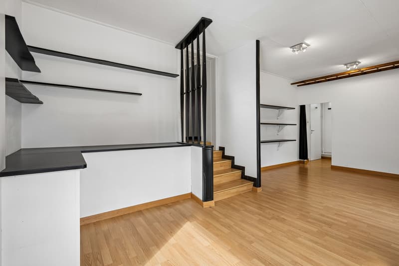 Zentrales Wohn- & Geschäftshaus mit Terrasse in Frick (12)