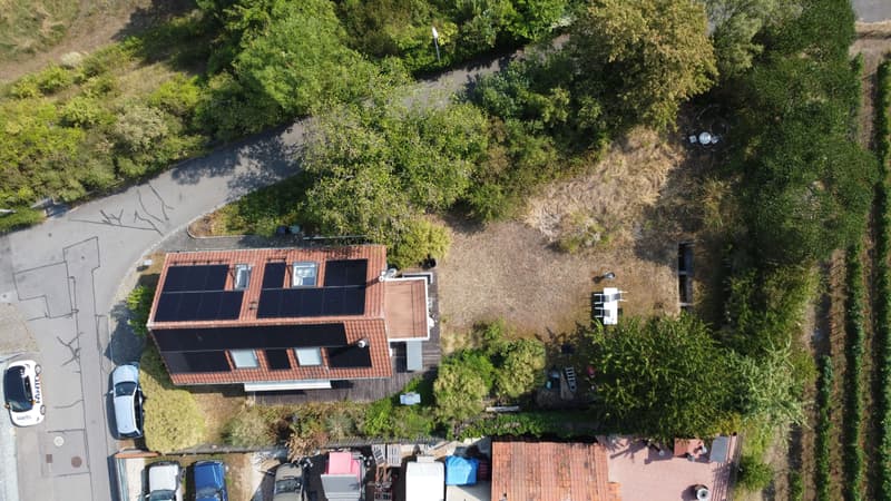 790 m² Grundstück in sonniger Wohnlage - vielseitige Möglichkeiten für Umbau, Erweiterung oder Ersatzneubau (2)