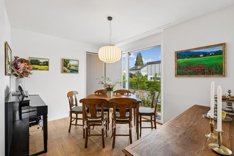 Wohnen wie im Einfamilienhaus - 4.5 Zimmer mit riesigem Privatgarten (10)