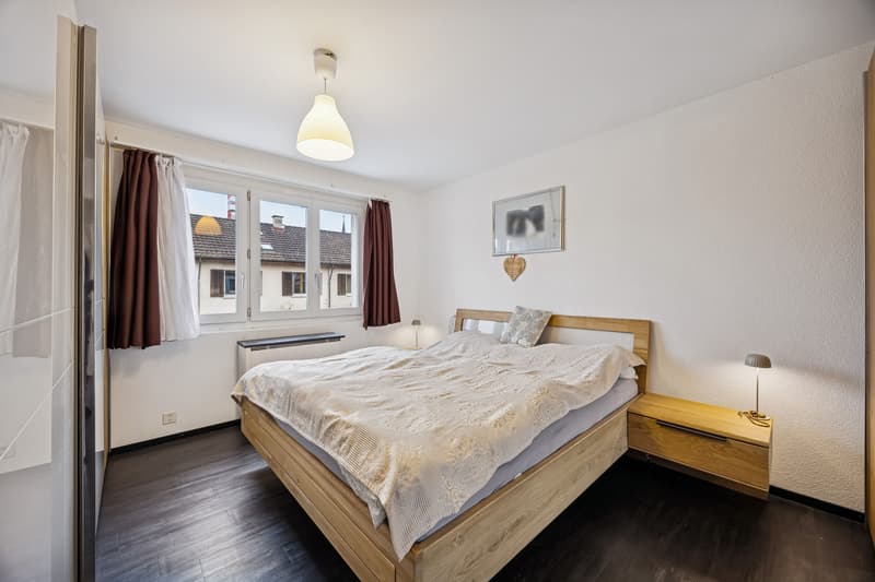 Renoviertes 5.5-Zimmer-Reihenhaus mit 166 m² Gesamtfläche & grosser Terrasse (4)
