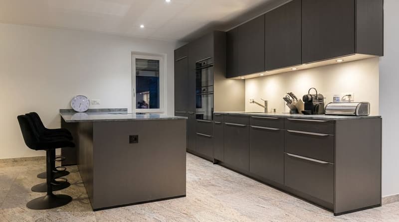 Letzte Chance, jetzt zugreifen! Exklusive 4.5-Zimmer-Wohnung in sonniger Hanglage von Grellingen (13)
