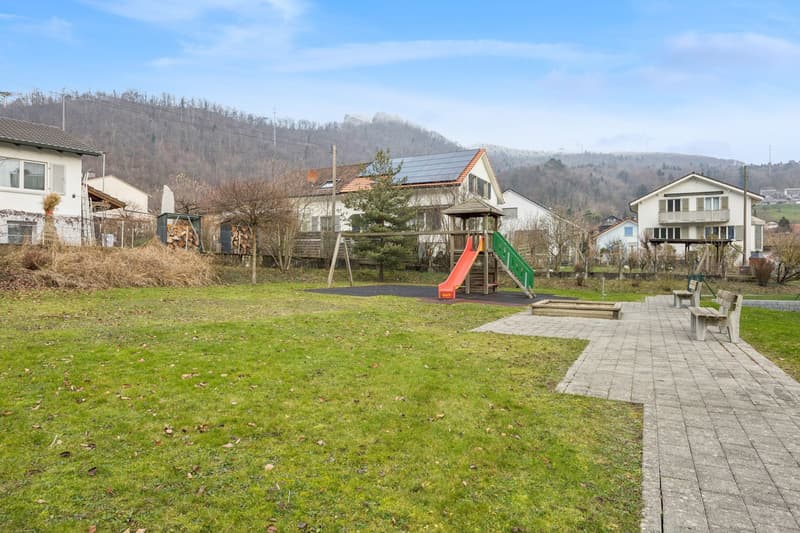 Trimbach: Sonnige 2.5-Zi.-Eigentumswohnung mit 43.6 m² Terrasse (10)