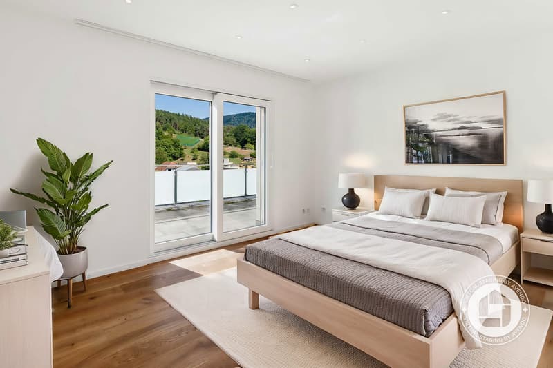 Grosszügige 4.5-Zimmer-Wohnung an sonniger Hanglage (13)