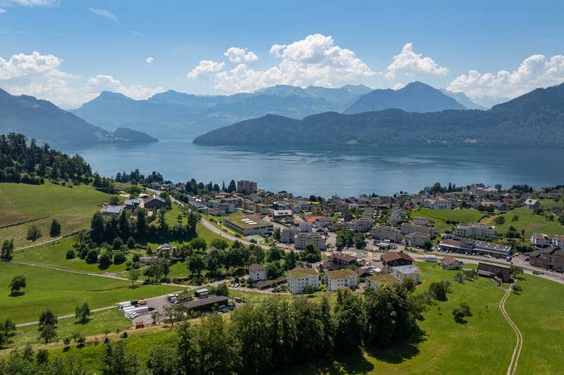 FÜR DIE EINEN TRAUMDESTINATION, FÜR SIE REALITÄT (1)