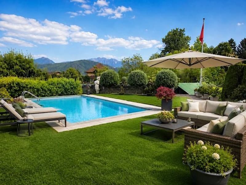 Esclusiva Villa con Piscina e Giardino nel Cuore Verde di Lugano - Pura (1)