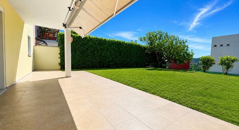 Villetta con giardino privato e piacevole vista aperta (5)