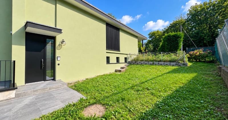 Nuovo appartamento con terrazza in tranquilla zona residenziale (25)