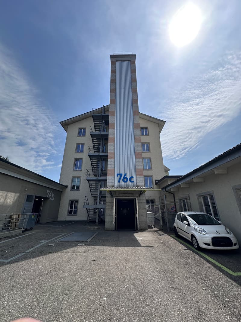 Gewerbe- und Retailfläche im historischen Altbau – Aathalstrasse 84, Uster (18)