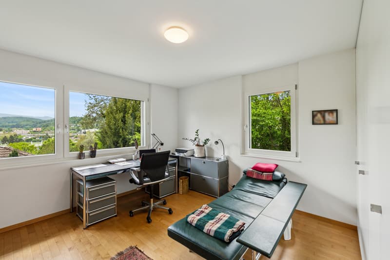 Einzigartiges Einfamilienhaus mit grossartigem Ausblick (6)