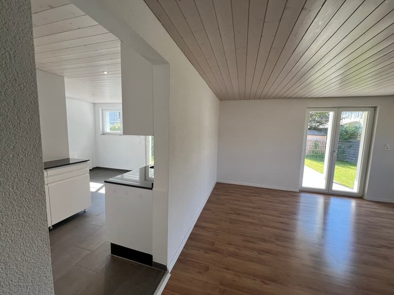 Attraktives Mehrfamilienhaus an zentraler Lage in Wahlen b. Laufen (5)
