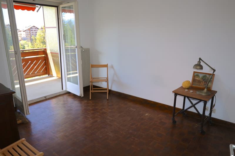 Charmant appartement 2,5 pièces avec vue imprenable à Crans (5)