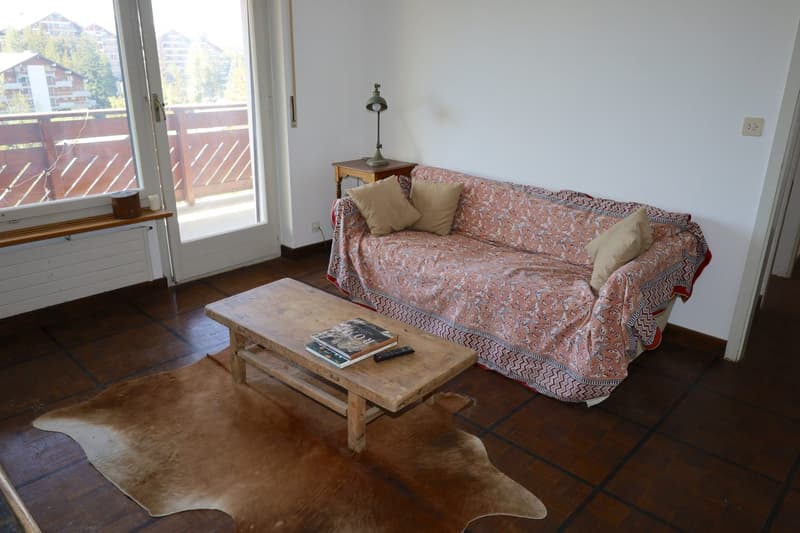 Charmant appartement 2,5 pièces avec vue imprenable à Crans (4)