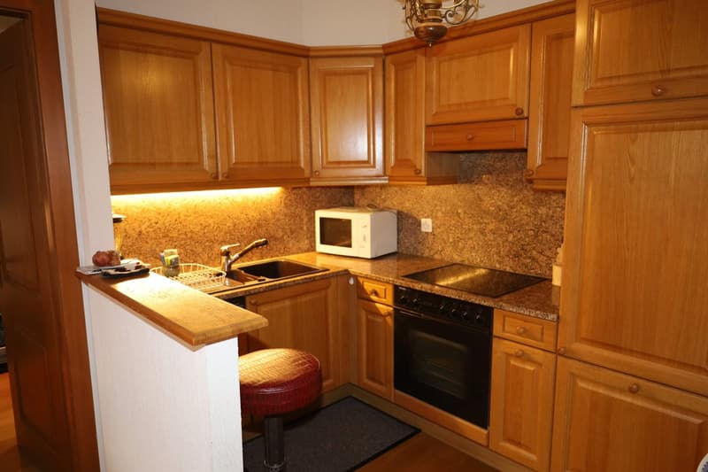 Appartement de 3.5 pièces avec vue et balcon à Crans (5)