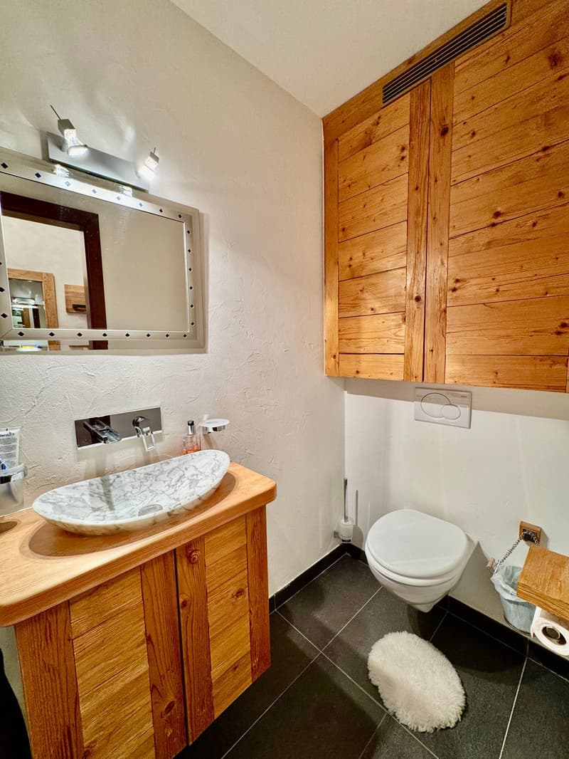 Appartement 4.5 pièces avec vue et charme alpin à Crans-Montana (8)