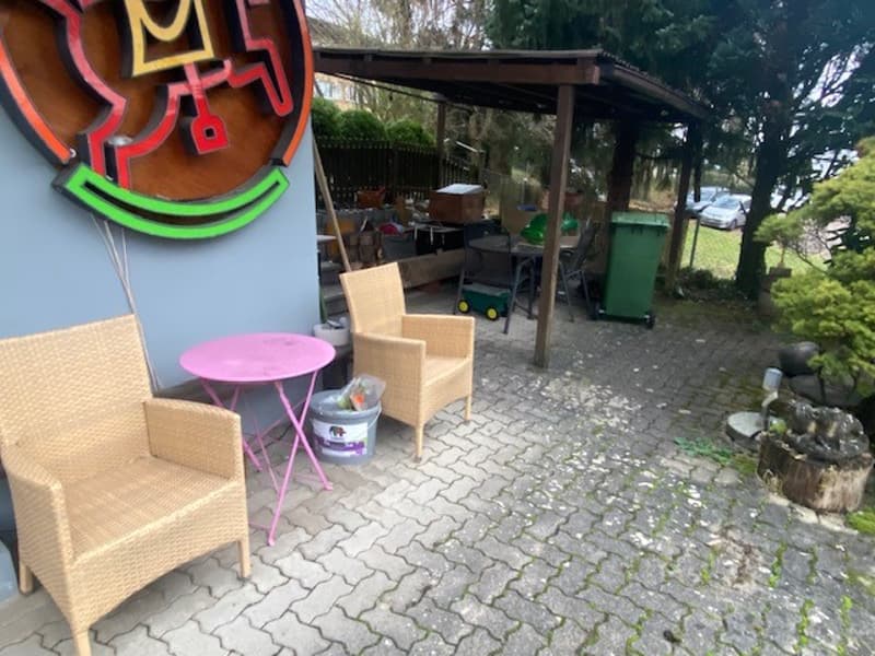 Charmante 2.5-Zimmer-Wohnung mit zusätzlich separaten Büro- Gästezimmer (14)