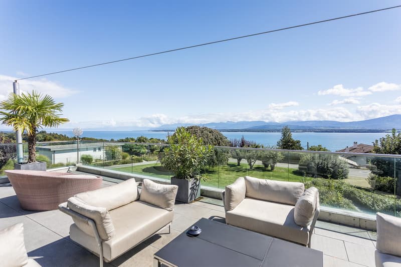 Superbe propriété avec vue lac exceptionnelle ! (3)