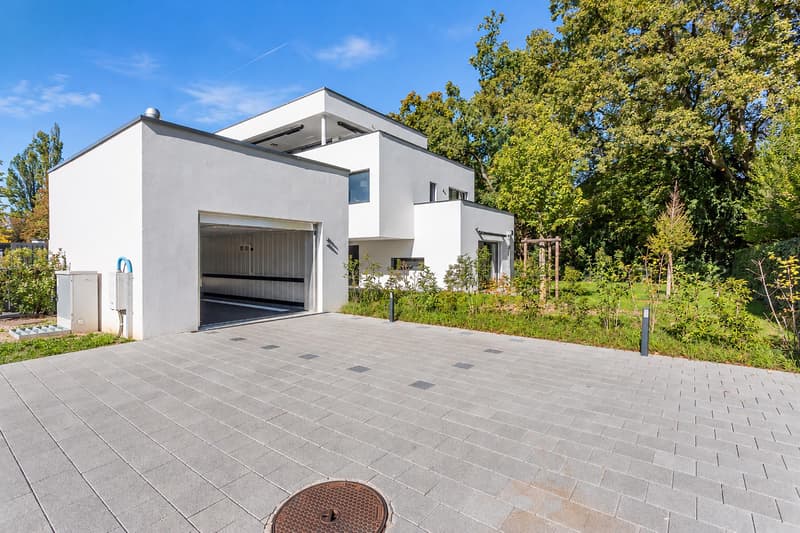 En exclusivité - Chêne-Bougeries - Élégant duplex de 4 pièces avec jardin privatif de 308 m² (10)