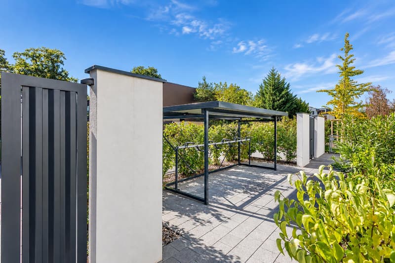 En exclusivité - Chêne-Bougeries - Élégant duplex de 4 pièces avec jardin privatif de 308 m² (11)