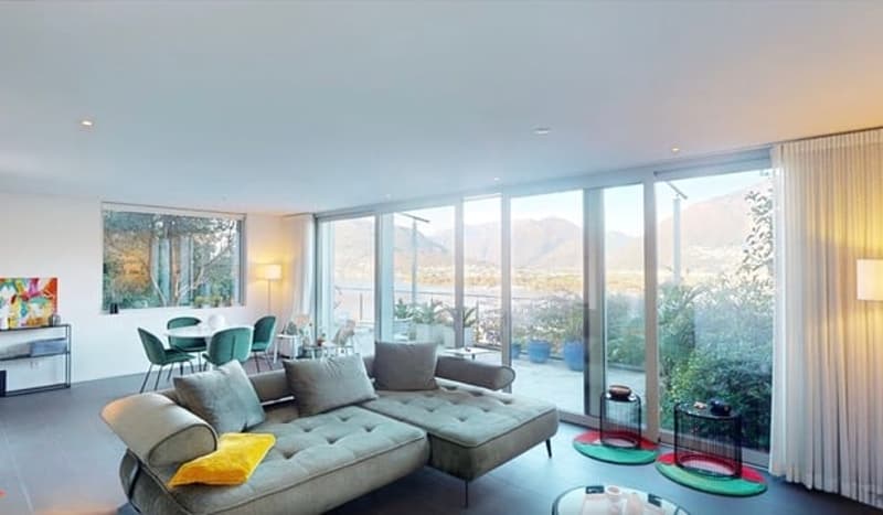 Elegantes Wohnhaus mit Seesicht und Terrasse (6)
