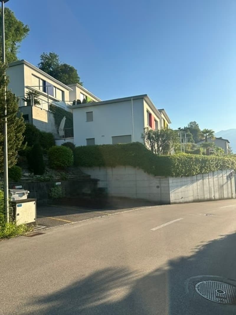 Elegantes Wohnhaus mit Seesicht und Terrasse (19)