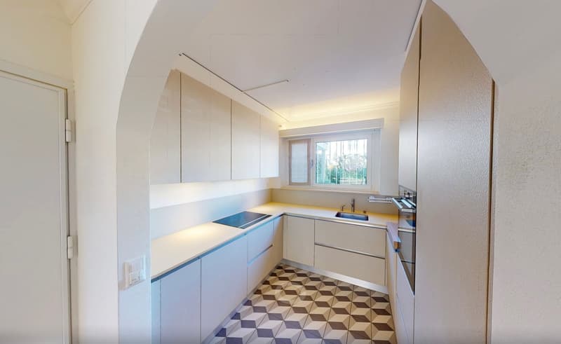 Elegante Ferienwohnung im Herzen von Ascona (6)