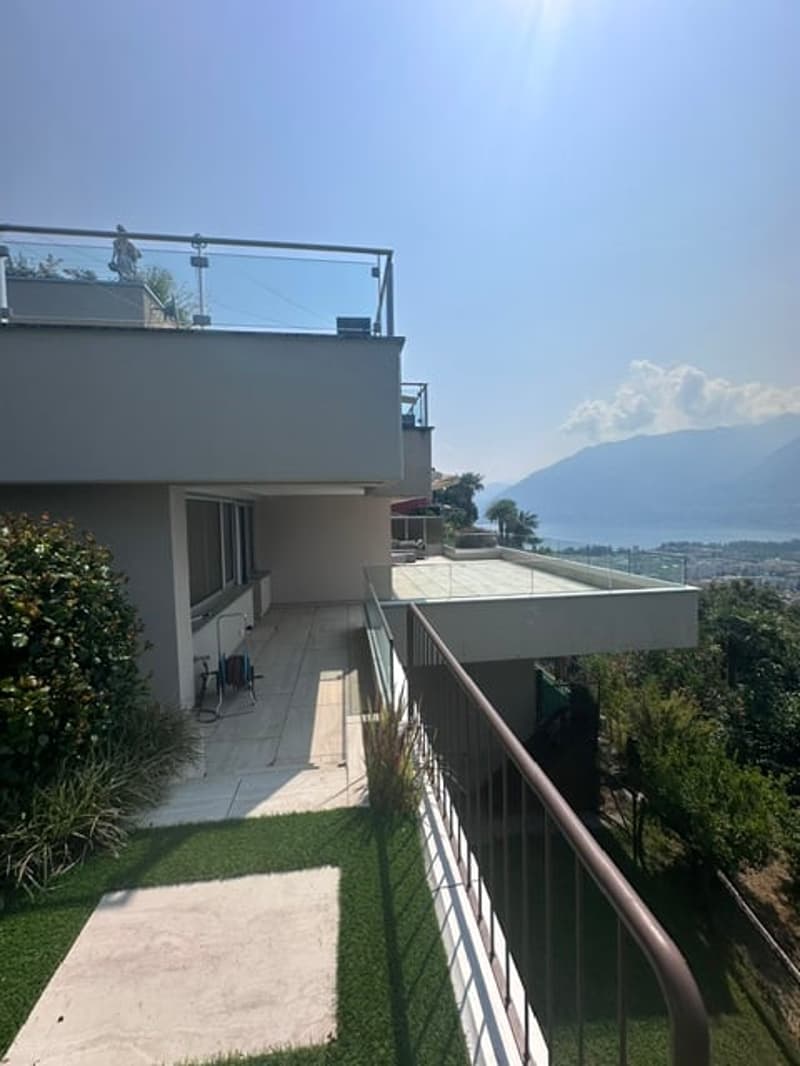 Luxuriöses Wohnen mit gigantischem Lago-Maggiore-Blick (3)