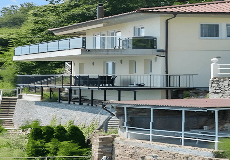 Ferienhaus mit Panoramaseesicht, bequemer Zufahrt und 3 Parkplätzen (3)