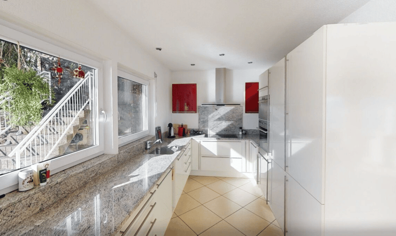 Ferienhaus mit Panoramaseesicht, bequemer Zufahrt und 3 Parkplätzen (9)