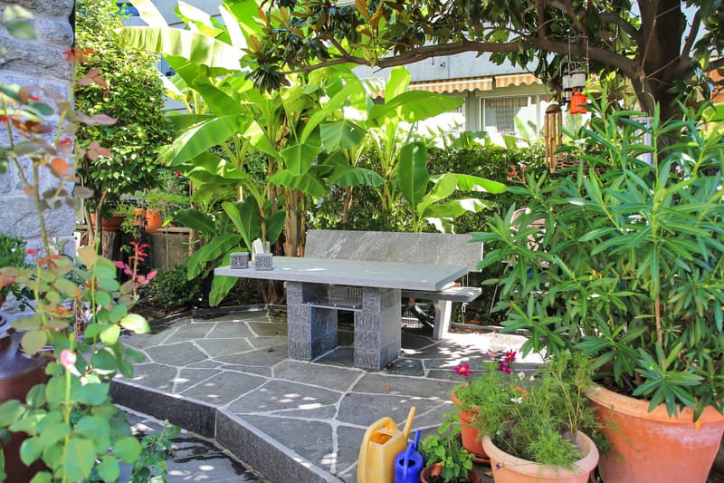 Besonderes Raumkonzept im Tessiner Haus mit Garten und Seesicht (12)