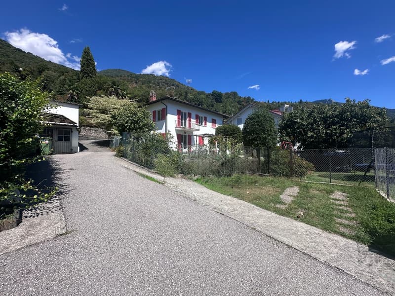 Zentrales Mehrfamilienhaus in Minusio mit Seesicht und Ausbaupotenzial (18)