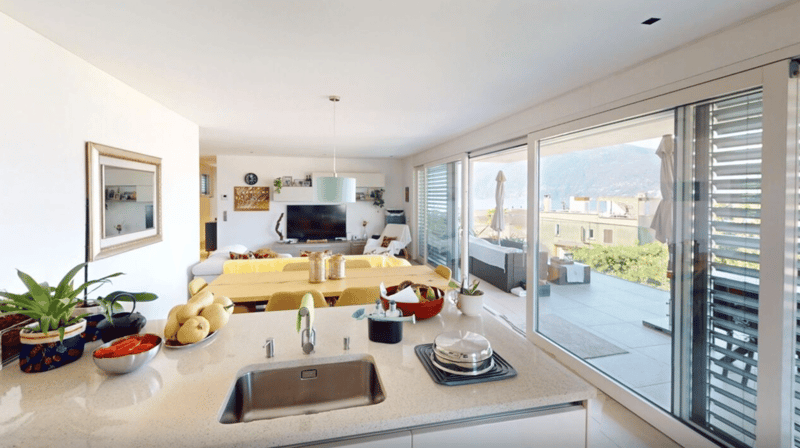 4.5-Zi.-Terrassenwohnung mit privatem Garten und Pool (3)