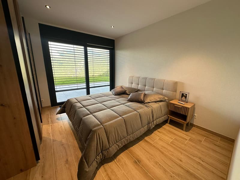 Exklusives Neubau-Chalet mit atemberaubendem Ausblick in Crans-Montana (7)