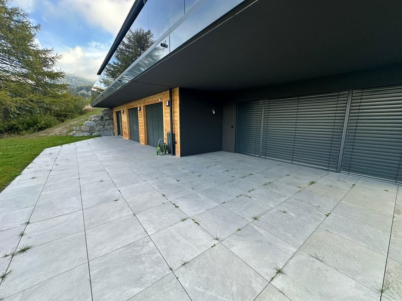 Exklusives Neubau-Chalet mit atemberaubendem Ausblick in Crans-Montana (8)