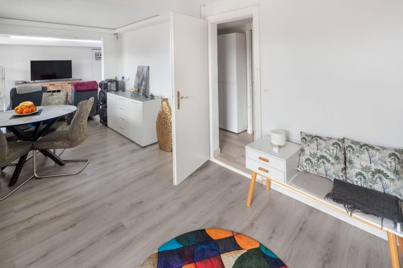 Charmantes 4.5-Zimmer-Chalet in Lens – Vollständig renoviert mit herrlicher Aussicht (23)