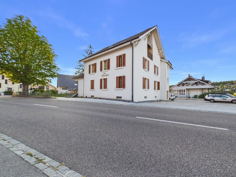 Charmante 2.5-Zimmer-Wohnung in ruhiger Lage in Hofstetten-Flüh (9)