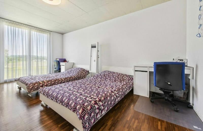 Grosszügige 4.5-Zimmer-Wohnung in ruhiger Lage (6)