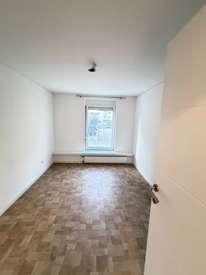 Helle 5.5-Zimmer-Wohnung im Erdgeschoss in Wil SG – ab sofort verfügbar! (7)