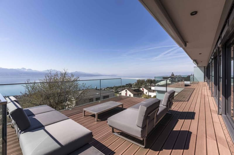 Face au Léman, attique d'exception en duplex (2)