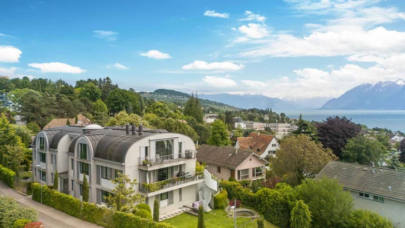 Attique d'exception avec vue panoramique sur le lac Léman (2)