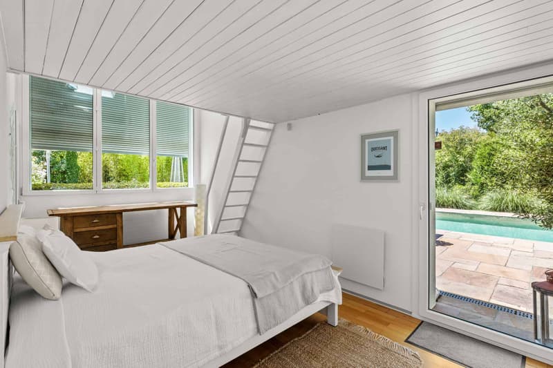 Chambre avec accès sur l'extérieur